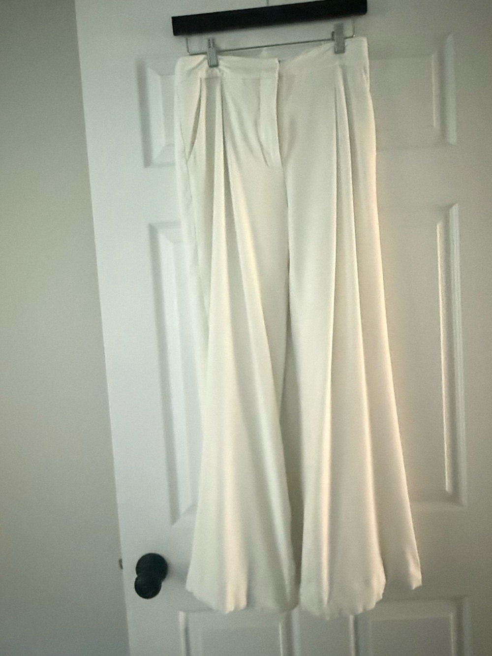 Veronica Beard Cream Trousers
